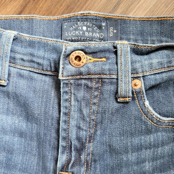 Lucky Brand straight jeans 👖 - Picture 3 of 7